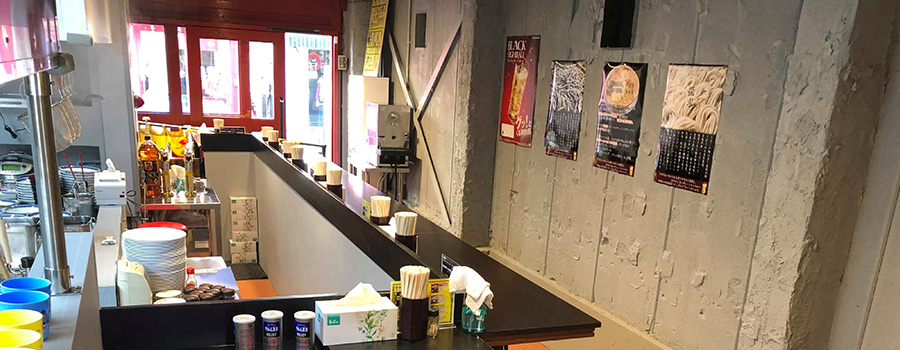 新潟発祥なおじ 糀谷店　内装